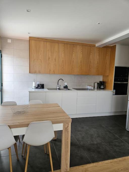 Pedreira Apartment Кальета Экстерьер фото